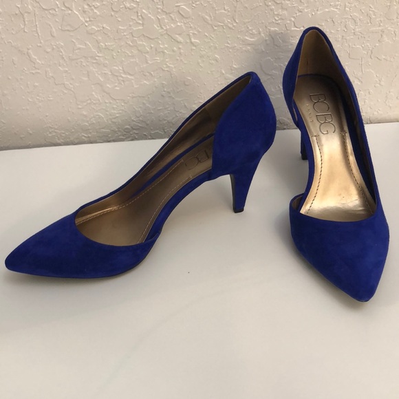 mid heel blue shoes